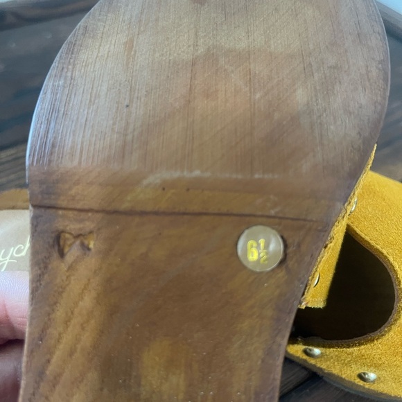 Seychelles Mustard Suede Slide Sandals - Picture 6 of 8